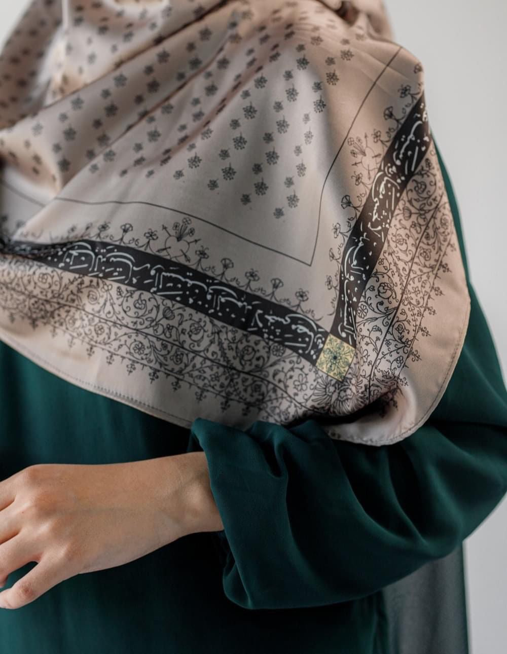 Satin Printed Scarf – Designs - Pattern 05 – SI1005