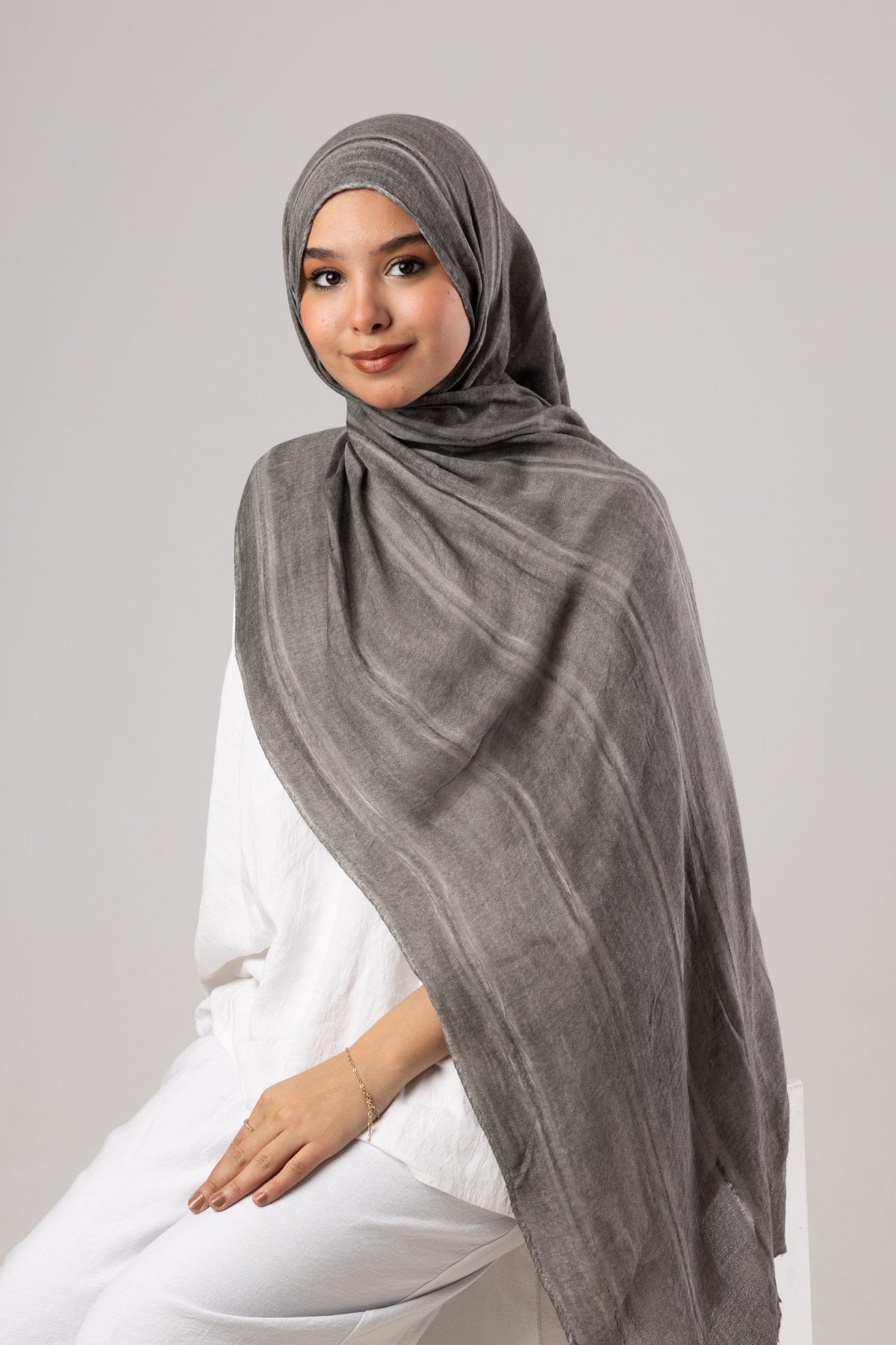 Linen Thailand Scarf – Colors - Charcoal