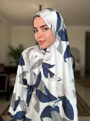 Satin Isdal – Patterns - Navy Grey Leaves – 2015