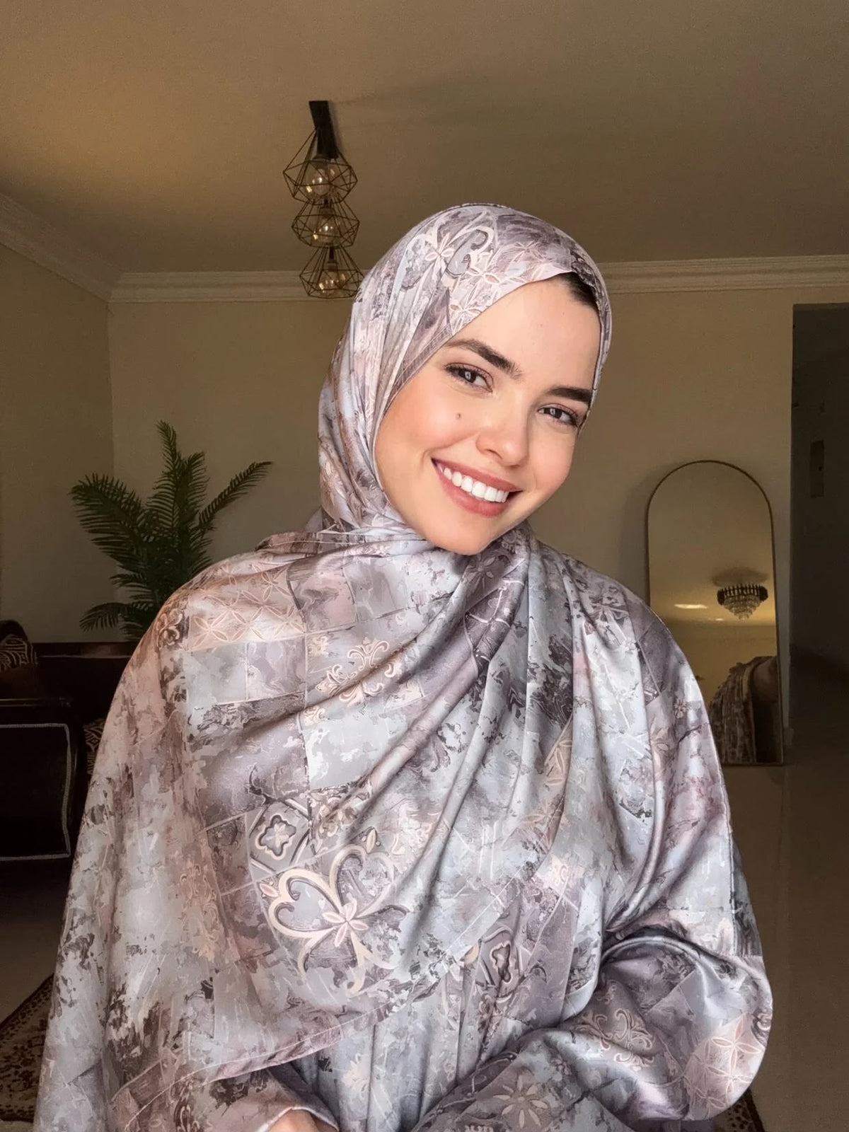 Satin Isdal – Patterns - Silver Lilac Paisley – 2022