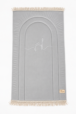 Plain Prayer Rug | سجادة الرحمة