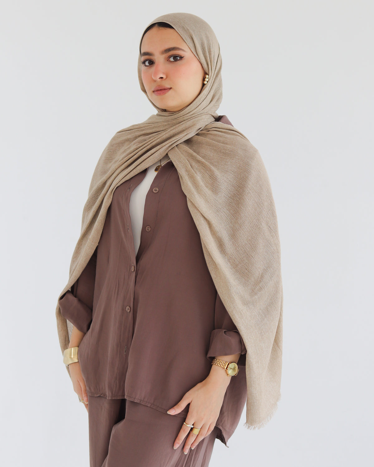Airy Linen Hijab – Sand Beige