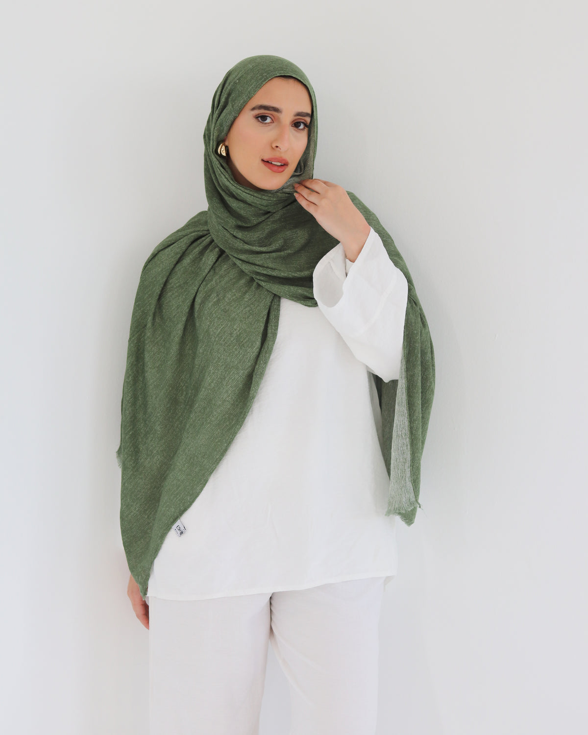 Airy Linen Hijab – Olive