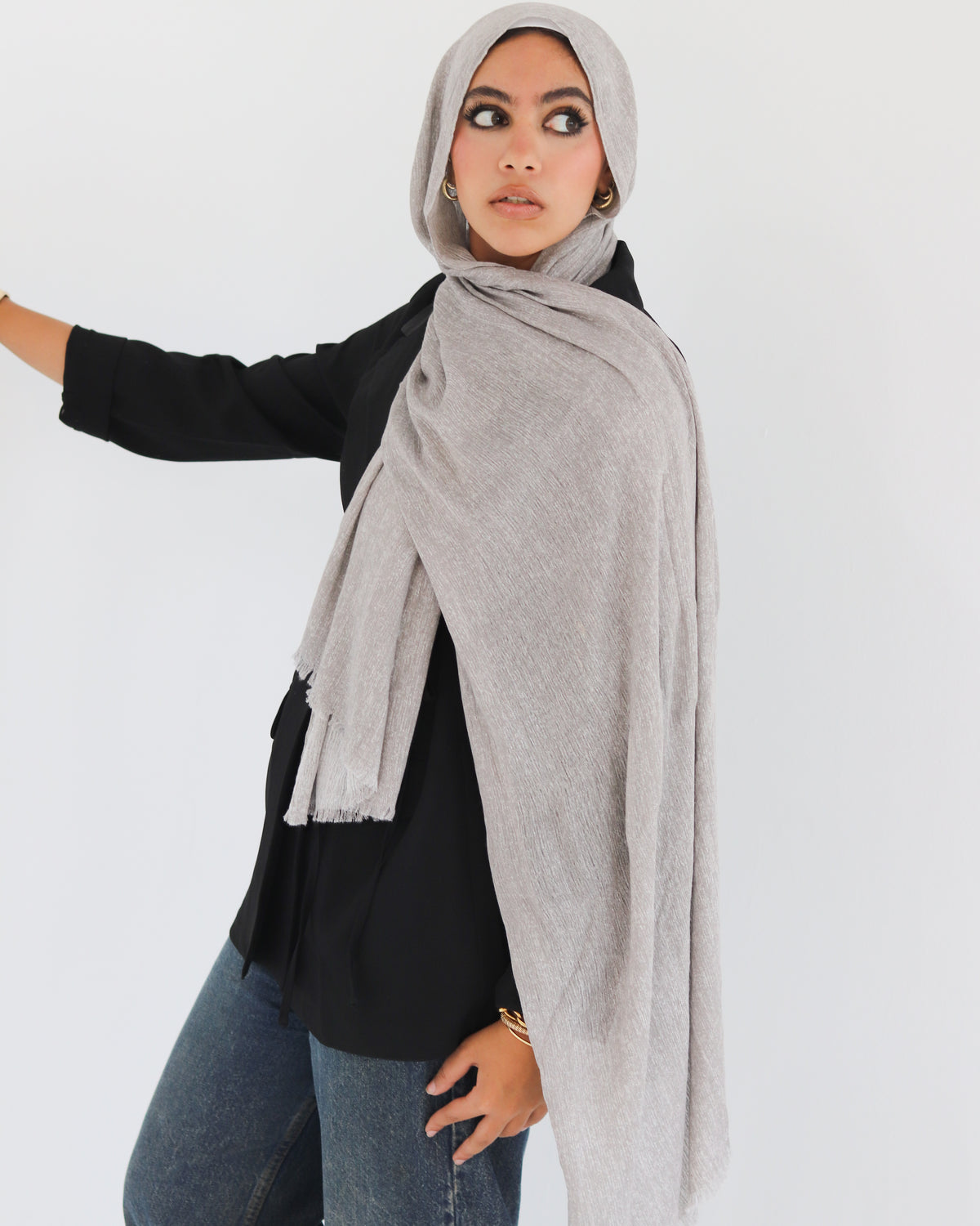 Airy Linen Hijab – Grey
