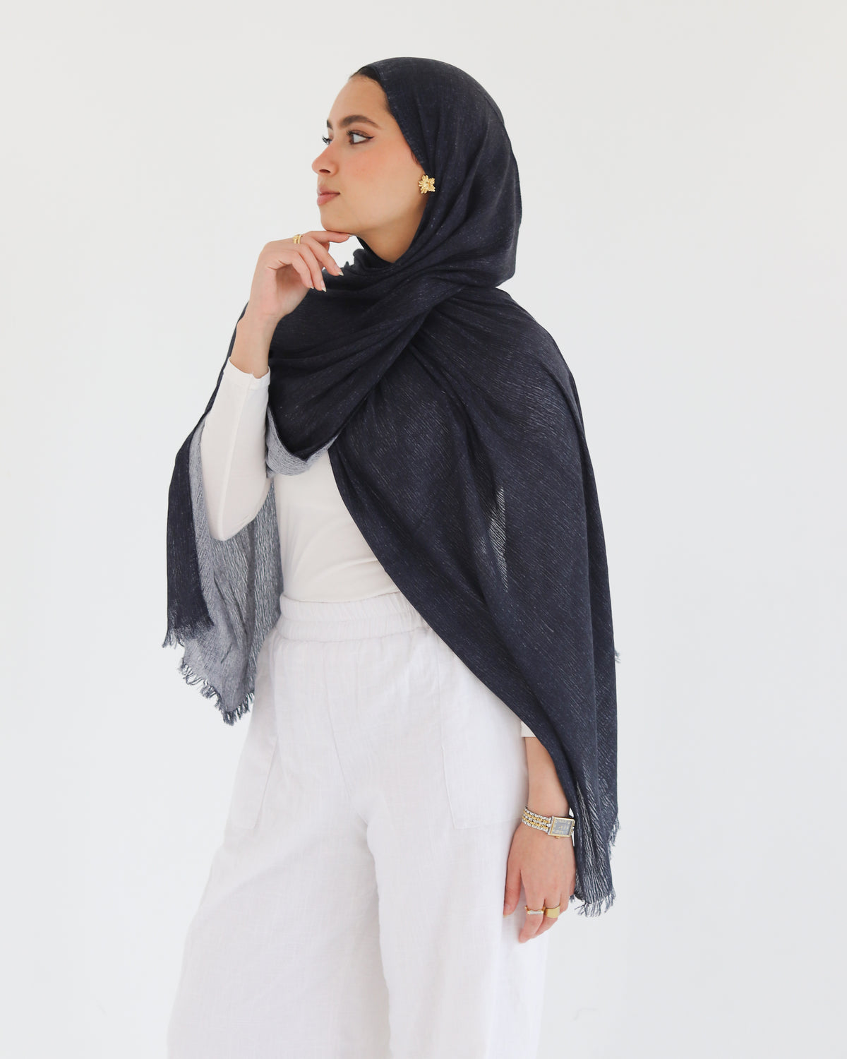 Airy Linen Hijab – Dark Grey